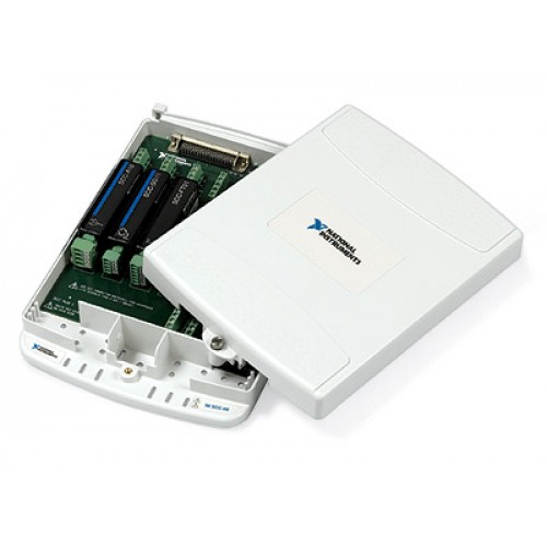 National Instruments SCC-68 I/O connector block